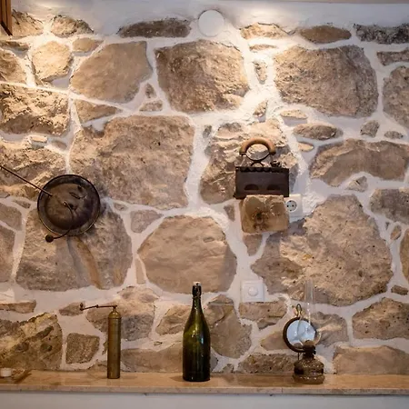 House Predrag Casa de Férias Supetarska Draga