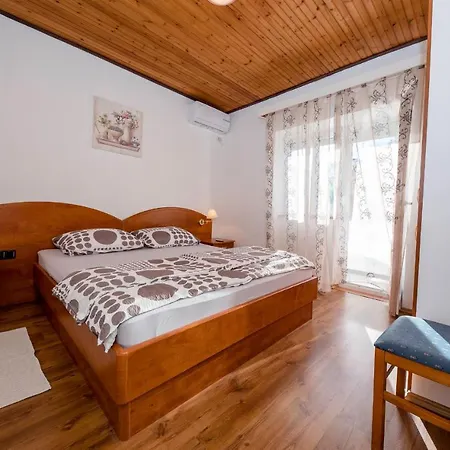House Predrag * Supetarska Draga