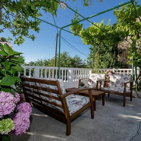 House Predrag Holiday home *